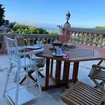 D'hôtes A L'ancre Marine De La Rose Alojamento de Acomodação e Pequeno-almoço Nice