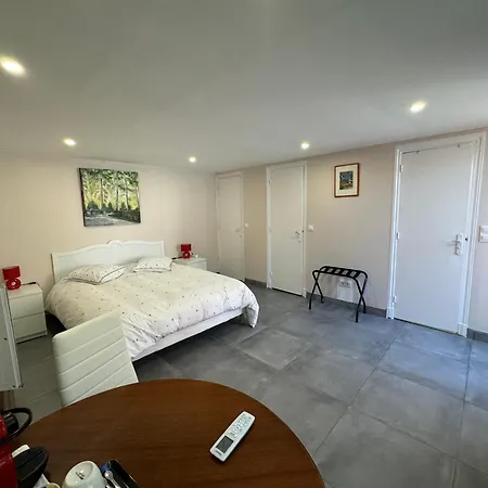 D'hotes A L'ancre Marine De La Rose فندق مبيت وإفطار نيس
